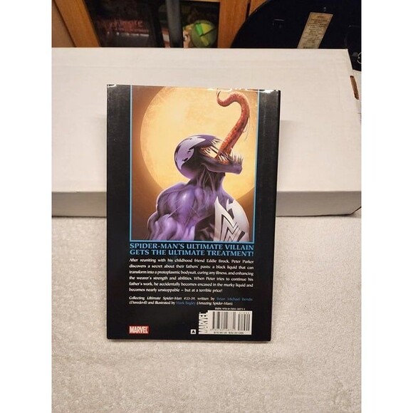 Ultimate Spider-Man Venom HC Premiere Edition - Picture 2 of 2